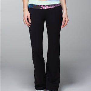 Astro Pant (Regular) *Full On-Luon in Black/Fresh Teal/Petal Pop Multi